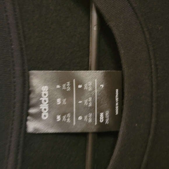 🆕️ NWT!! Adidas Sweatshirt - Picture 2 of 3